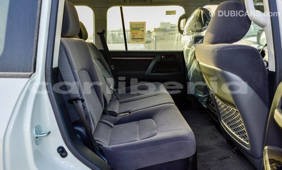 Buy Import Toyota Land Cruiser White Car in Import - Dubai in Bomi County Buy Import Toyota Land Cruiser White Car in Import - Dubai in Bomi County