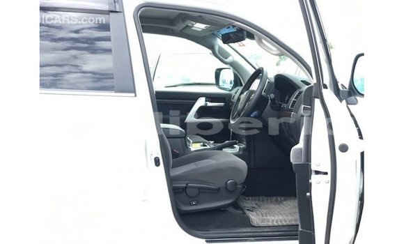 Buy Import Toyota Land Cruiser White Car in Import - Dubai in Bomi County Buy Import Toyota Land Cruiser White Car in Import - Dubai in Bomi County