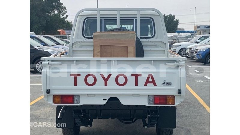 Big with watermark toyota land cruiser bomi county import dubai 3336