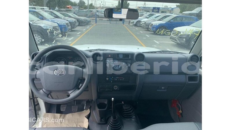 Big with watermark toyota land cruiser bomi county import dubai 3336