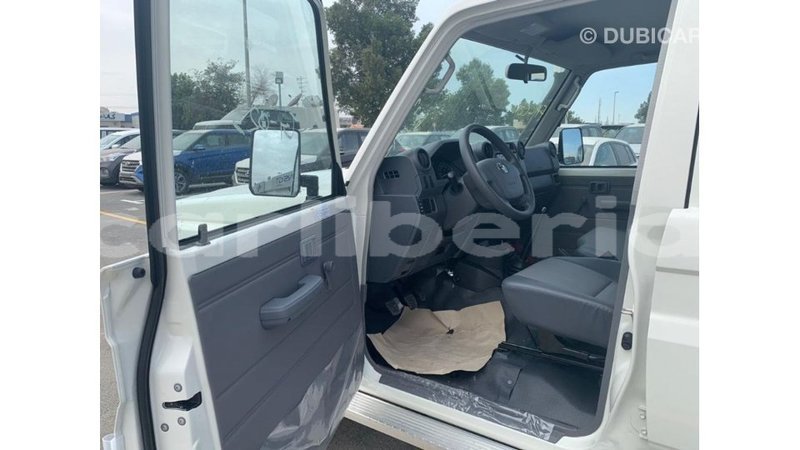 Big with watermark toyota land cruiser bomi county import dubai 3336