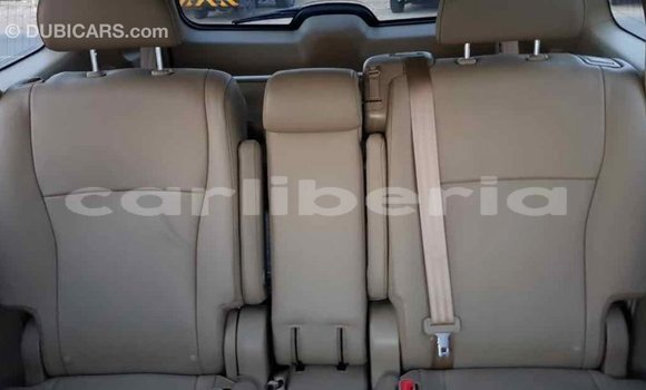 Buy Import Toyota Highlander Green Car in Import - Dubai in Bomi County Buy Import Toyota Highlander Green Car in Import - Dubai in Bomi County