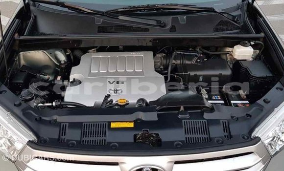 Buy Import Toyota Highlander Green Car in Import - Dubai in Bomi County Buy Import Toyota Highlander Green Car in Import - Dubai in Bomi County