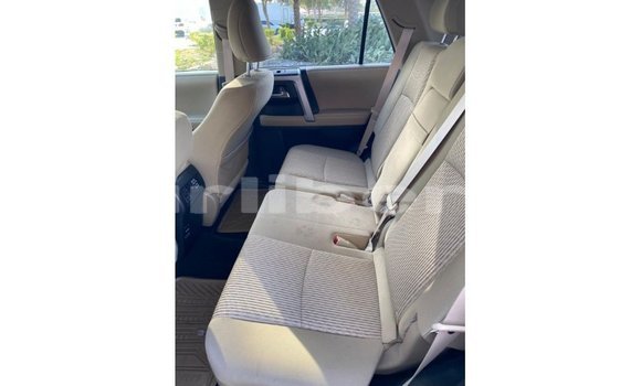 Buy Import Toyota HiAce White Truck in Import - Dubai in Bomi County Buy Import Toyota HiAce White Truck in Import - Dubai in Bomi County