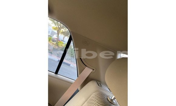 Buy Import Toyota HiAce White Truck in Import - Dubai in Bomi County Buy Import Toyota HiAce White Truck in Import - Dubai in Bomi County