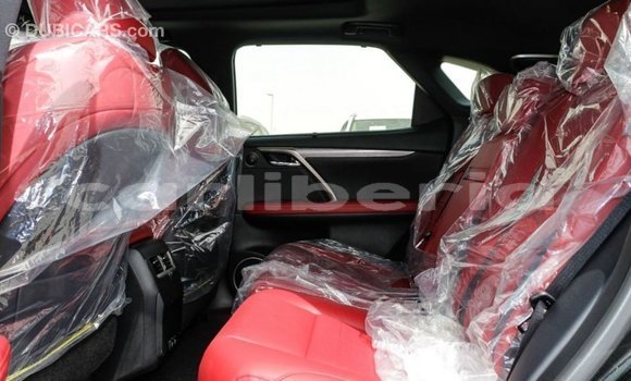 Acheter Import Voiture Lexus RX 300 Blanc à Import - Dubai, Comté de Bomi Acheter Import Voiture Lexus RX 300 Blanc à Import - Dubai, Comté de Bomi