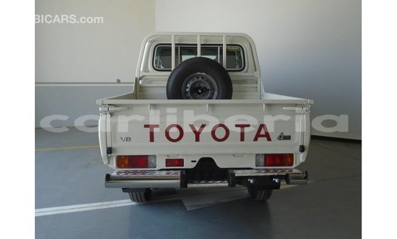 Buy Import Toyota Land Cruiser White Car in Import - Dubai in Bomi County Buy Import Toyota Land Cruiser White Car in Import - Dubai in Bomi County