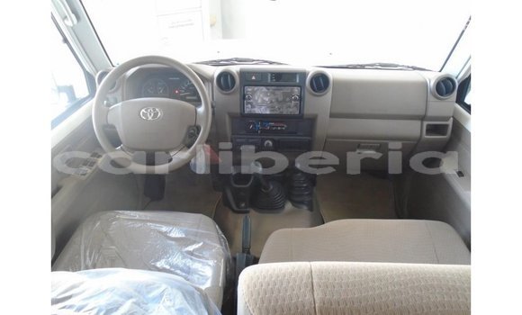 Buy Import Toyota Land Cruiser White Car in Import - Dubai in Bomi County Buy Import Toyota Land Cruiser White Car in Import - Dubai in Bomi County