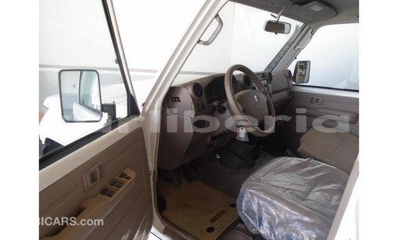 Buy Import Toyota Land Cruiser White Car in Import - Dubai in Bomi County Buy Import Toyota Land Cruiser White Car in Import - Dubai in Bomi County
