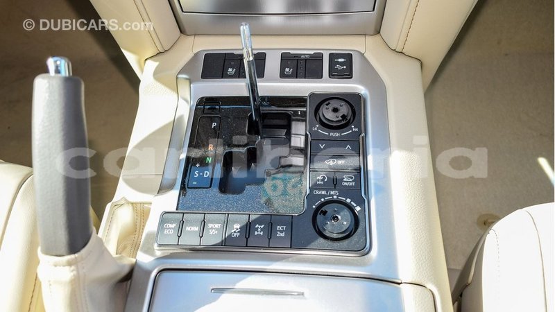 Big with watermark toyota land cruiser bomi county import dubai 3353