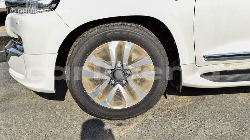 Big with watermark toyota land cruiser bomi county import dubai 3353