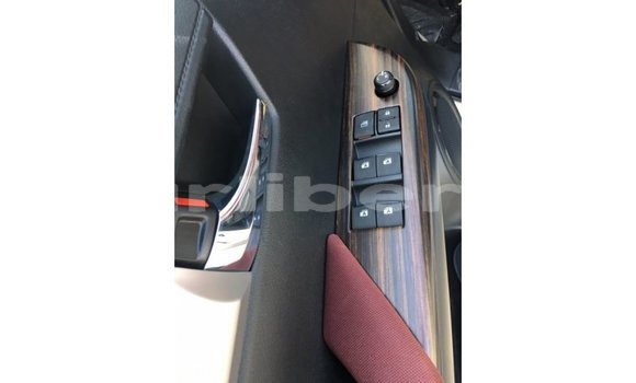 Buy Import Toyota Hilux White Car in Import - Dubai in Bomi County Buy Import Toyota Hilux White Car in Import - Dubai in Bomi County