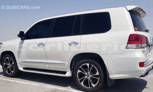 Buy Import Toyota Land Cruiser White Car in Import - Dubai in Bomi County Buy Import Toyota Land Cruiser White Car in Import - Dubai in Bomi County