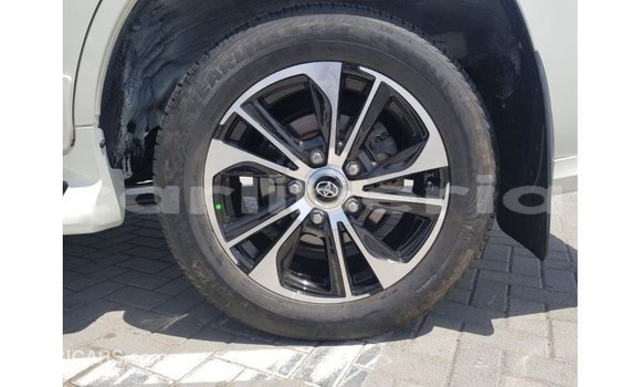 Buy Import Toyota Land Cruiser White Car in Import - Dubai in Bomi County Buy Import Toyota Land Cruiser White Car in Import - Dubai in Bomi County