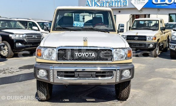 Buy Import Toyota Land Cruiser Beige Car in Import - Dubai in Bomi County Buy Import Toyota Land Cruiser Beige Car in Import - Dubai in Bomi County