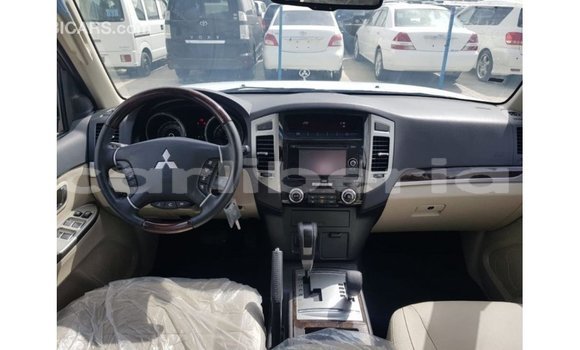 Buy Import Mitsubishi Pajero Red Car in Import - Dubai in Bomi County Buy Import Mitsubishi Pajero Red Car in Import - Dubai in Bomi County