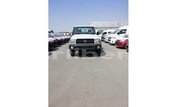 Buy Import Toyota Land Cruiser Beige Car in Import - Dubai in Bomi County Buy Import Toyota Land Cruiser Beige Car in Import - Dubai in Bomi County