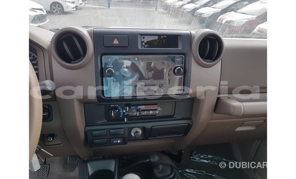 Buy Import Toyota Land Cruiser Beige Car in Import - Dubai in Bomi County Buy Import Toyota Land Cruiser Beige Car in Import - Dubai in Bomi County