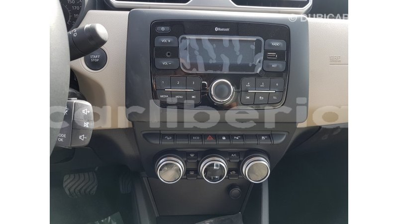 Big with watermark renault 19 bomi county import dubai 3389