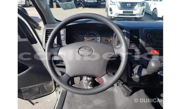 Buy Import Toyota Hiace White Car in Import - Dubai in Bomi County Buy Import Toyota Hiace White Car in Import - Dubai in Bomi County
