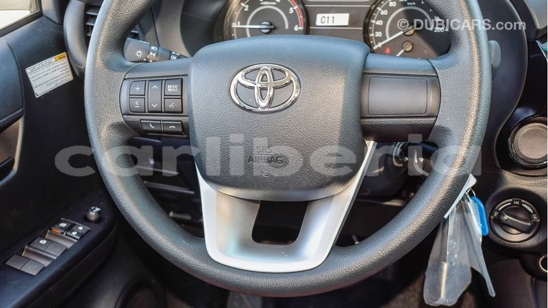 Big with watermark toyota hilux bomi county import dubai 3414