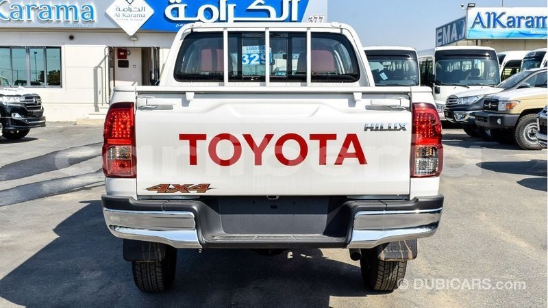 Big with watermark toyota hilux bomi county import dubai 3414