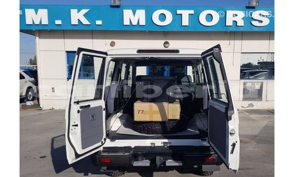 Buy Import Toyota Land Cruiser White Car in Import - Dubai in Bomi County Buy Import Toyota Land Cruiser White Car in Import - Dubai in Bomi County