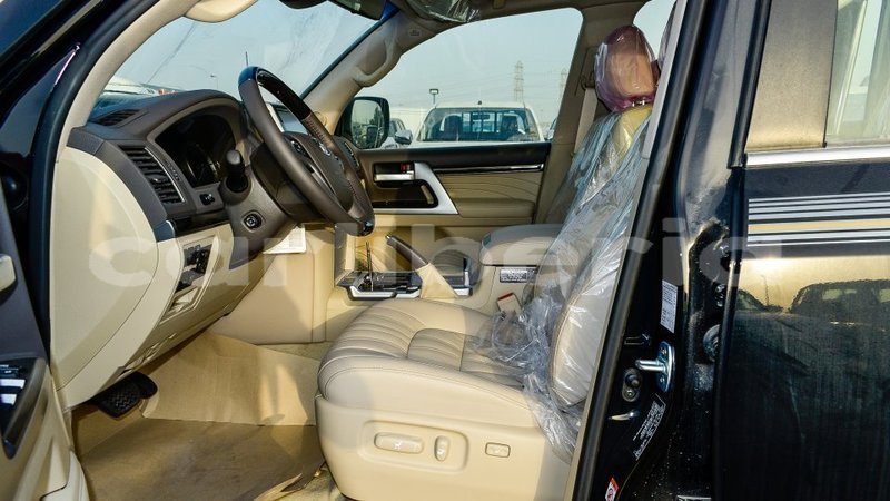 Big with watermark toyota land cruiser bomi county import dubai 3420