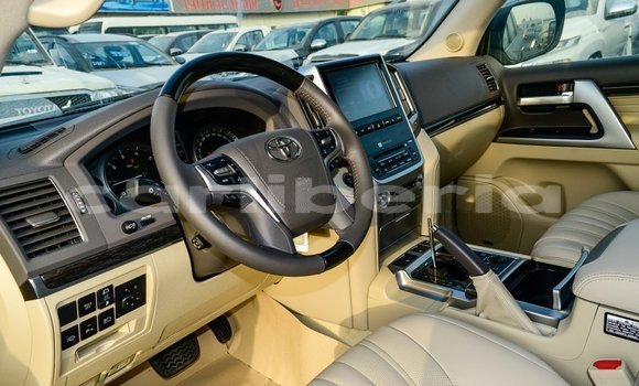 Buy Import Toyota Land Cruiser Black Car in Import - Dubai in Bomi County Buy Import Toyota Land Cruiser Black Car in Import - Dubai in Bomi County