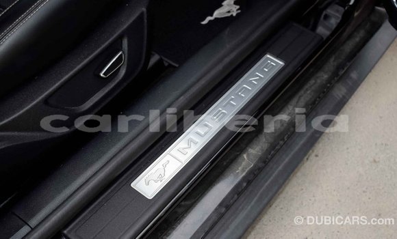 Acheter Import Voiture Ford Mustang Noir à Import - Dubai, Comté de Bomi Acheter Import Voiture Ford Mustang Noir à Import - Dubai, Comté de Bomi