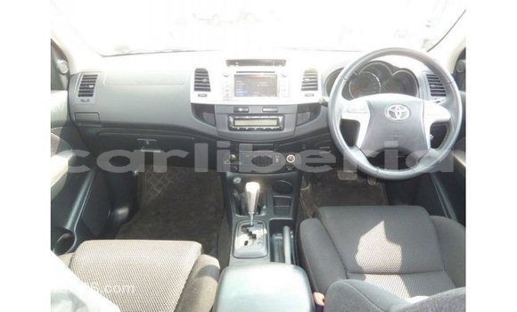 Buy Import Toyota Hilux White Car in Import - Dubai in Bomi County Buy Import Toyota Hilux White Car in Import - Dubai in Bomi County