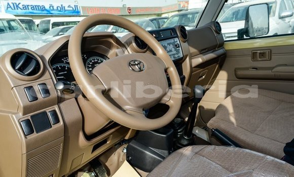 Buy Import Toyota Land Cruiser Beige Car in Import - Dubai in Bomi County Buy Import Toyota Land Cruiser Beige Car in Import - Dubai in Bomi County
