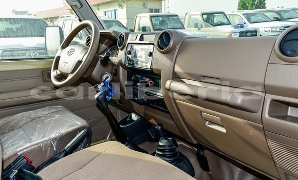 Buy Import Toyota Land Cruiser Beige Car in Import - Dubai in Bomi County Buy Import Toyota Land Cruiser Beige Car in Import - Dubai in Bomi County