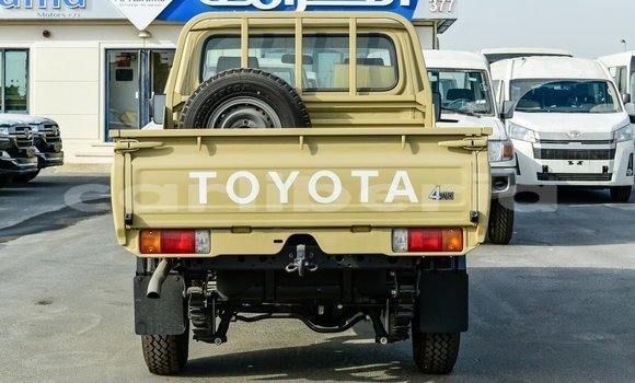 Buy Import Toyota Land Cruiser Beige Car in Import - Dubai in Bomi County Buy Import Toyota Land Cruiser Beige Car in Import - Dubai in Bomi County