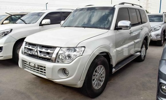 Buy Import Mitsubishi Pajero White Car in Import - Dubai in Bomi County Buy Import Mitsubishi Pajero White Car in Import - Dubai in Bomi County