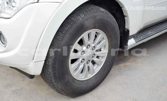 Buy Import Mitsubishi Pajero White Car in Import - Dubai in Bomi County