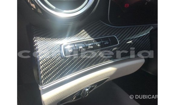 Acheter Import Voiture Mercedes-Benz 190 Autre à Import - Dubai, Comté de Bomi Acheter Import Voiture Mercedes-Benz 190 Autre à Import - Dubai, Comté de Bomi