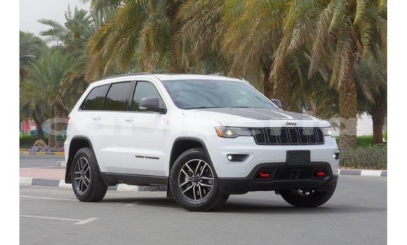 Buy Import Jeep Grand Cherokee White Car in Import - Dubai in Bomi County