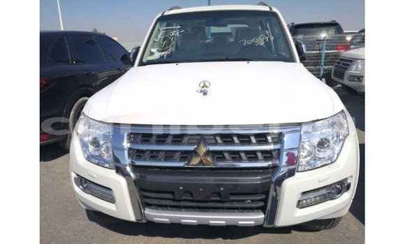 Buy Import Mitsubishi Pajero White Car in Import - Dubai in Bomi County Buy Import Mitsubishi Pajero White Car in Import - Dubai in Bomi County