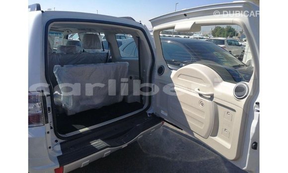 Buy Import Mitsubishi Pajero White Car in Import - Dubai in Bomi County Buy Import Mitsubishi Pajero White Car in Import - Dubai in Bomi County