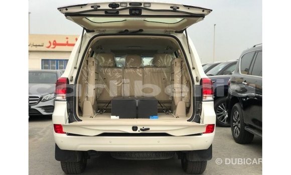 Buy Import Toyota Land Cruiser White Car in Import - Dubai in Bomi County Buy Import Toyota Land Cruiser White Car in Import - Dubai in Bomi County
