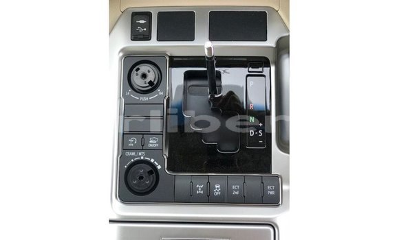 Buy Import Toyota Land Cruiser White Car in Import - Dubai in Bomi County Buy Import Toyota Land Cruiser White Car in Import - Dubai in Bomi County