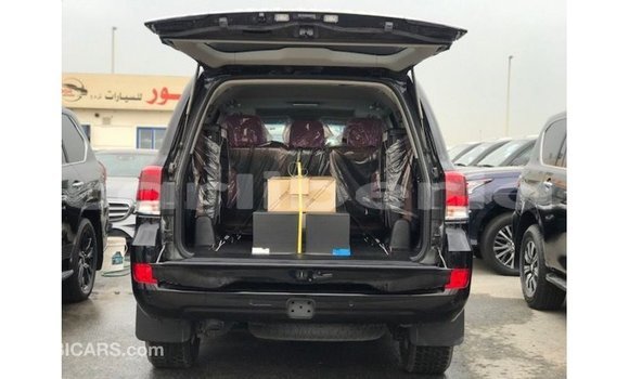 Buy Import Toyota Land Cruiser Black Car in Import - Dubai in Bomi County Buy Import Toyota Land Cruiser Black Car in Import - Dubai in Bomi County