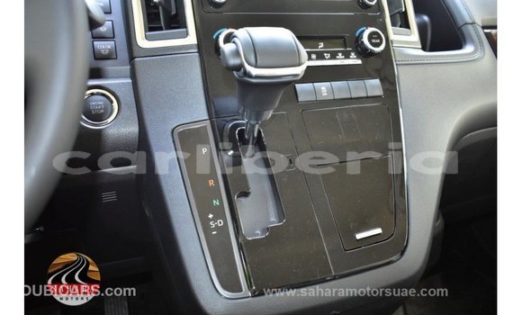 Acheter Import Voiture Toyota Granvia Blanc à Import - Dubai, Comté de Bomi Acheter Import Voiture Toyota Granvia Blanc à Import - Dubai, Comté de Bomi