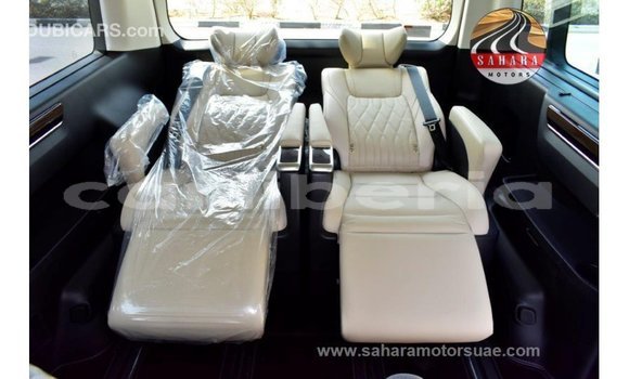 Acheter Import Voiture Toyota Granvia Blanc à Import - Dubai, Comté de Bomi Acheter Import Voiture Toyota Granvia Blanc à Import - Dubai, Comté de Bomi