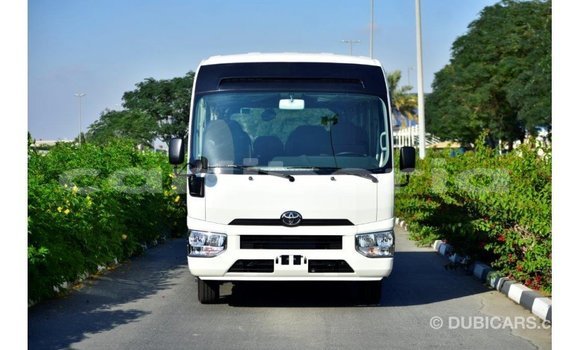 Acheter Import Voiture Toyota Coaster Blanc à Import - Dubai, Comté de Bomi Acheter Import Voiture Toyota Coaster Blanc à Import - Dubai, Comté de Bomi