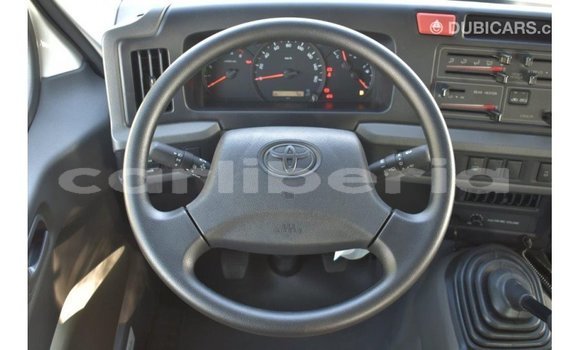 Acheter Import Voiture Toyota Coaster Blanc à Import - Dubai, Comté de Bomi Acheter Import Voiture Toyota Coaster Blanc à Import - Dubai, Comté de Bomi