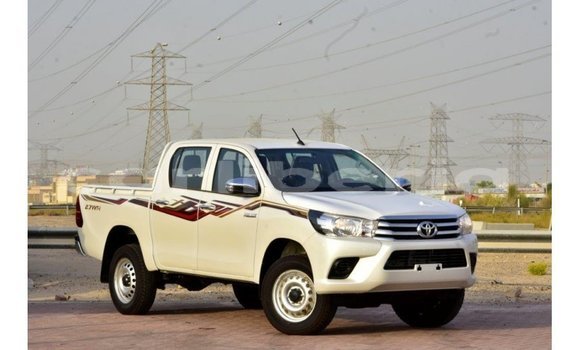 Acheter Import Voiture Toyota Hilux Blanc à Import - Dubai, Comté de Bomi Acheter Import Voiture Toyota Hilux Blanc à Import - Dubai, Comté de Bomi