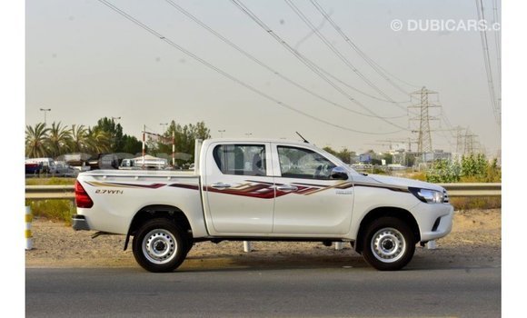 Acheter Import Voiture Toyota Hilux Blanc à Import - Dubai, Comté de Bomi Acheter Import Voiture Toyota Hilux Blanc à Import - Dubai, Comté de Bomi