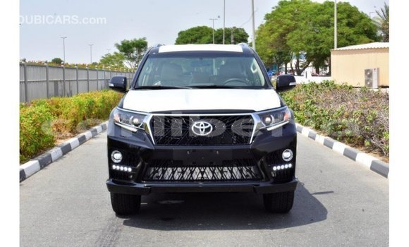 Acheter Import Voiture Toyota Prado Noir à Import - Dubai, Comté de Bomi Acheter Import Voiture Toyota Prado Noir à Import - Dubai, Comté de Bomi